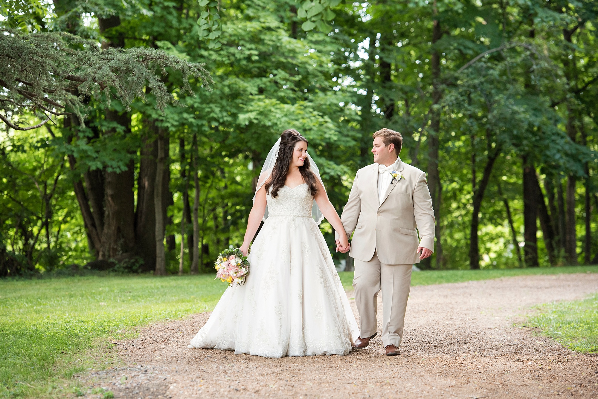 Spring Wedding at Travellers Rest Plantation Nashville Tennessee