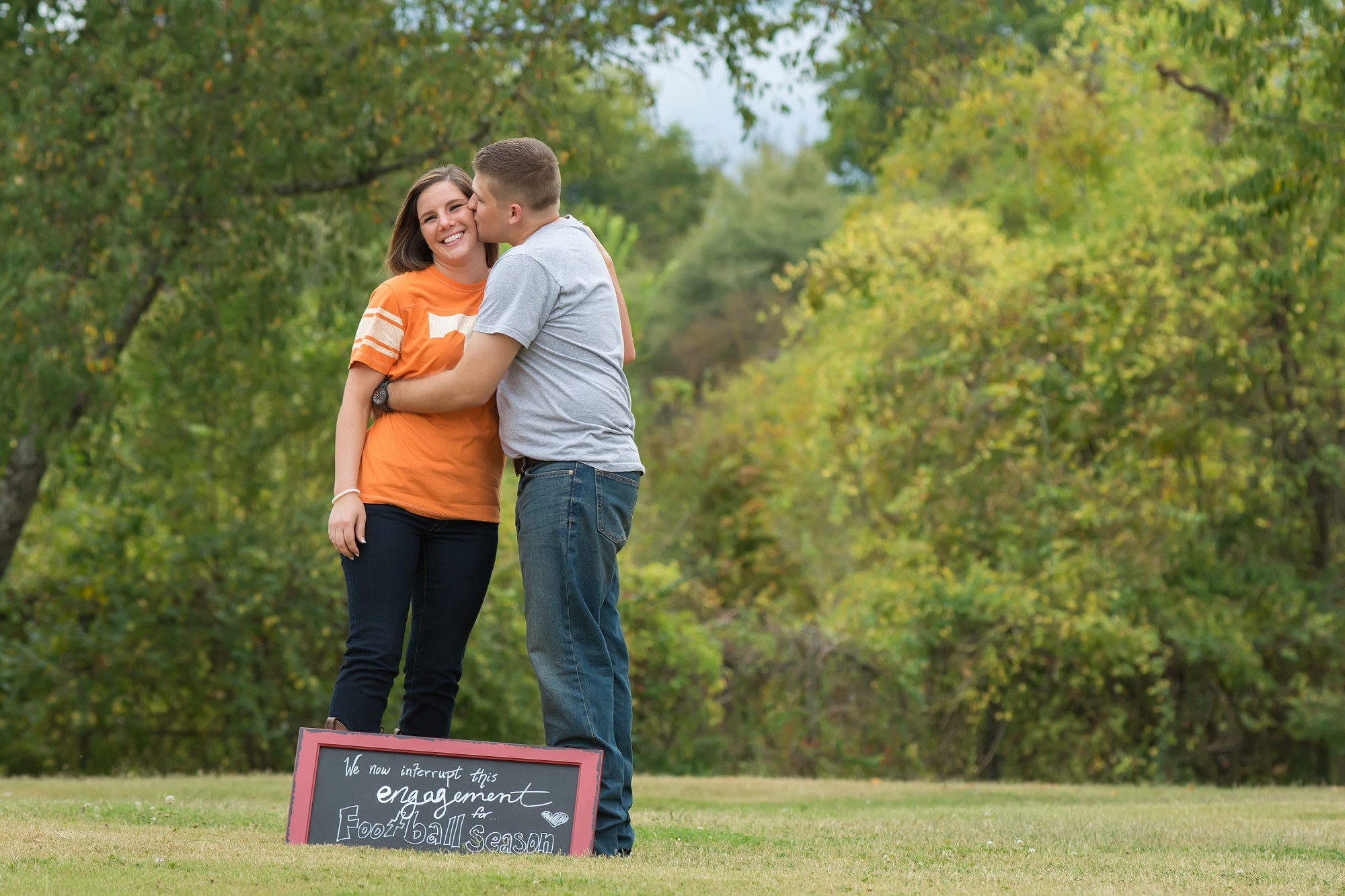 Engagement Session in Lascassas Tennessee at Jon Haven Farm, Murfreesboro TN on The Square and Cannonsburgh Village